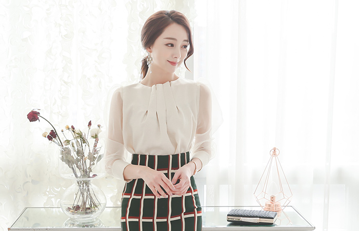 闪耀飞镖针舌头食人魔女人衬衫