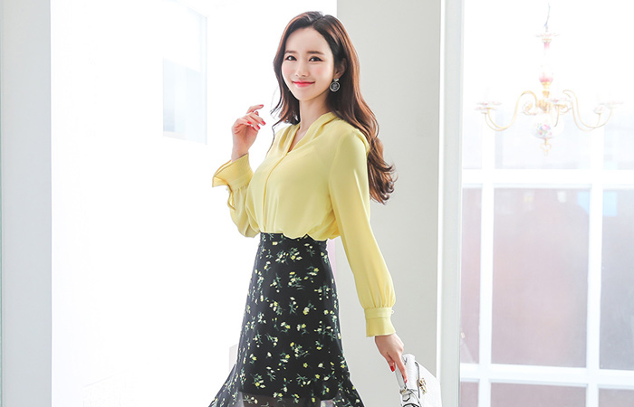 100折袖口V形长上衣