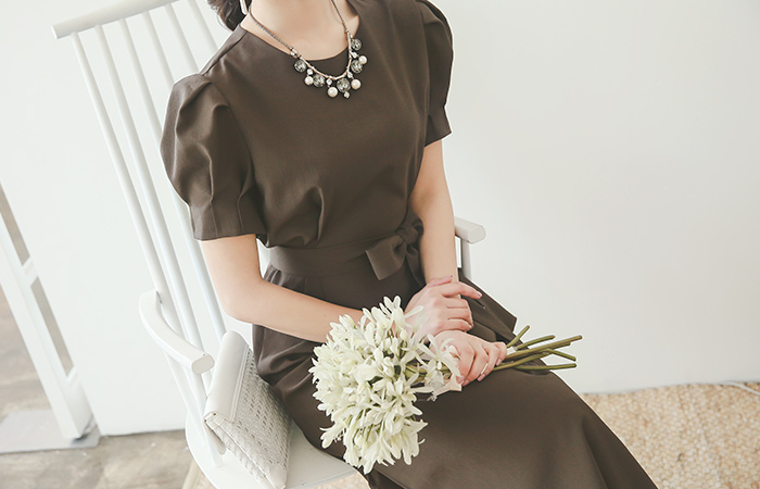 捏泡沫泡沫深裂缝马克西连衣裙