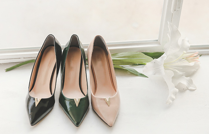 [33车模特色]金色V尖端涂漆贴片鞋跟