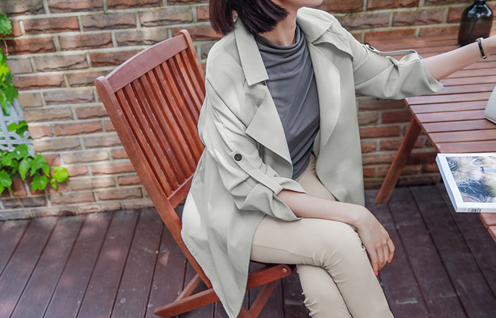 斜边胶囊卷边风衣外套