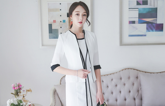 最低色线夏季外套