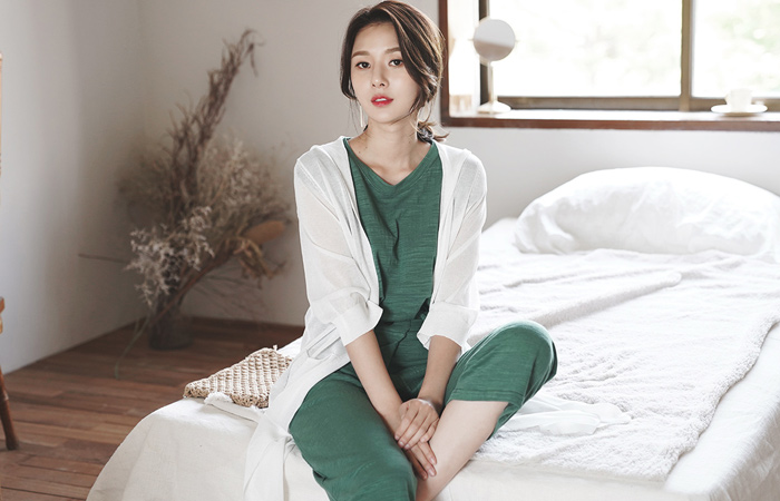 冷却透明度长衣开衫