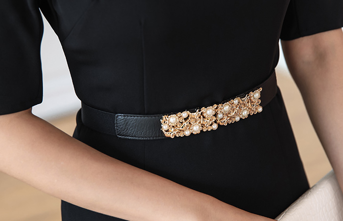 阿尔芒王朝金弯腰带