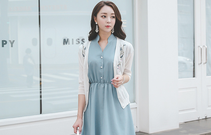 Decidia刺绣V字领开衫