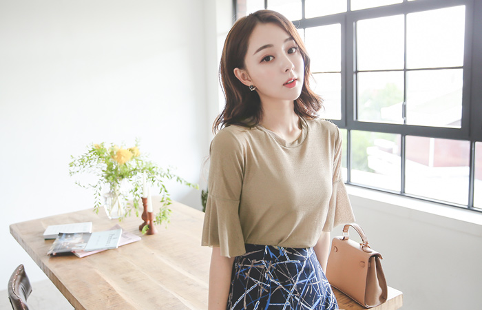 平板透明荷叶袖胸胸