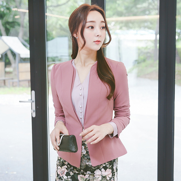 哼唱切口双紫色大衣