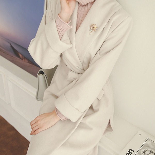 手工制作的珍珠母贝花