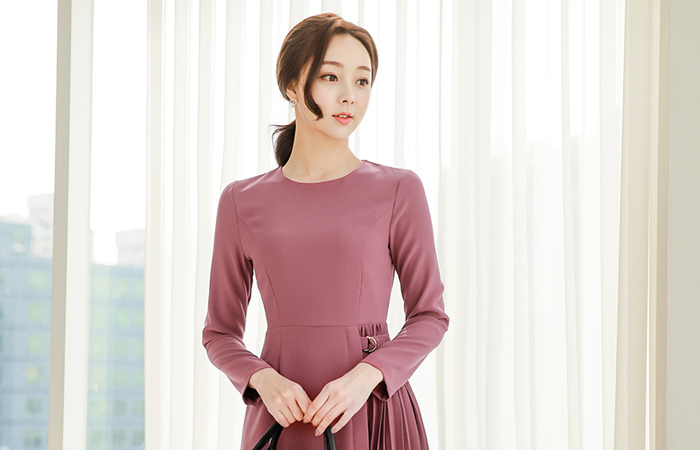 侧面半折Inser de Lady连衣裙