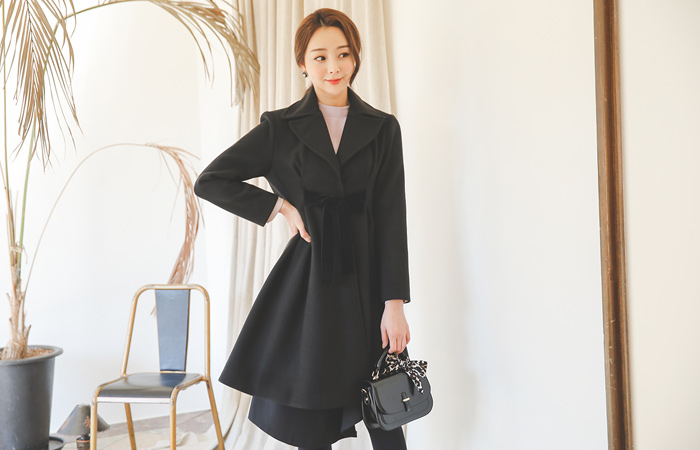 罗马天鹅绒腰带波群/喇叭裙呢子大衣