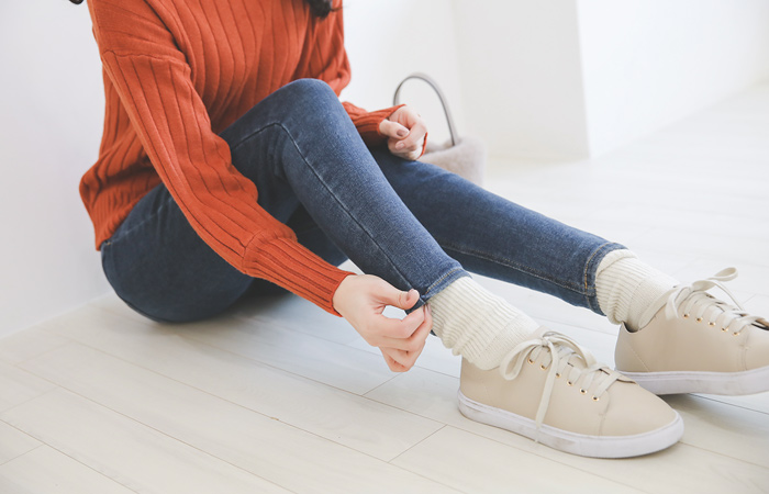 Dart Pocket绒弹力紧身牛仔裤