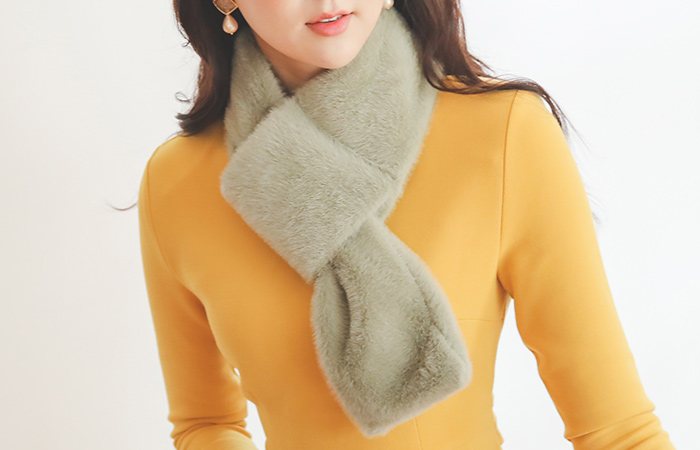 真兔子皮环围巾