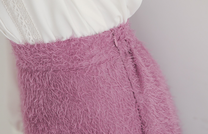 翼背带A线条喇叭裙子