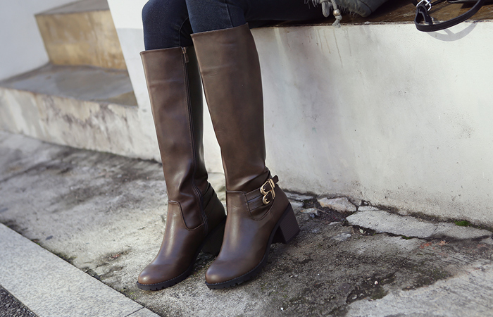 [模特穿35次]双排扣骑车拉绒长靴