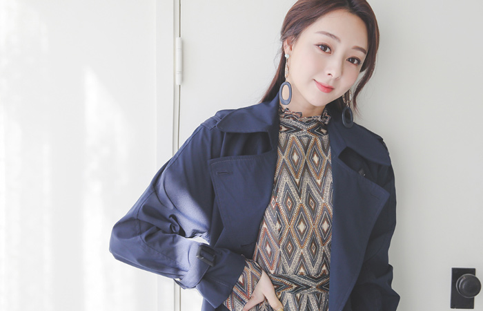 法式双束带扣带双排扣雨衣