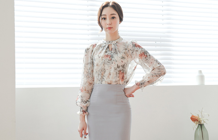 粉状填料 褶子雪纺 褶皱 开叉 罩衫