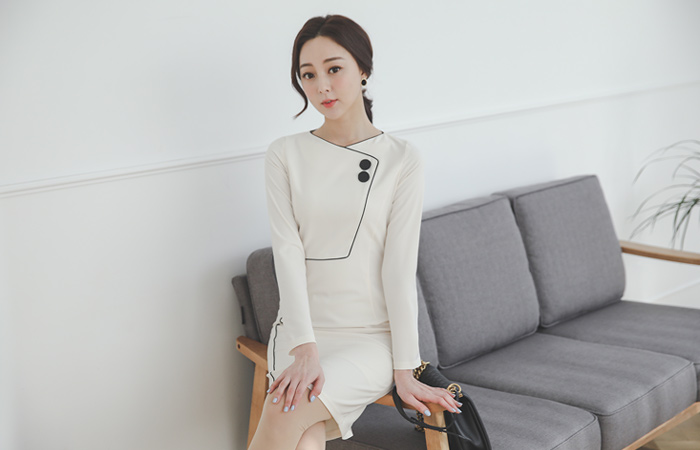 滚边 纽扣线条 V字领 连衣裙