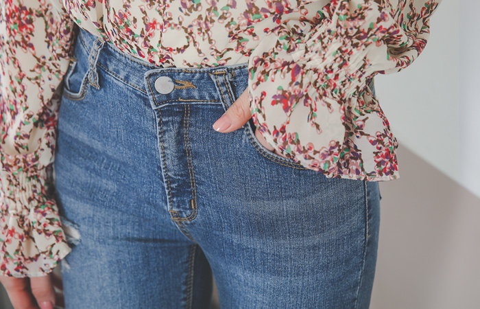 水洗 乞丐 简单裁剪 紧身牛仔裤