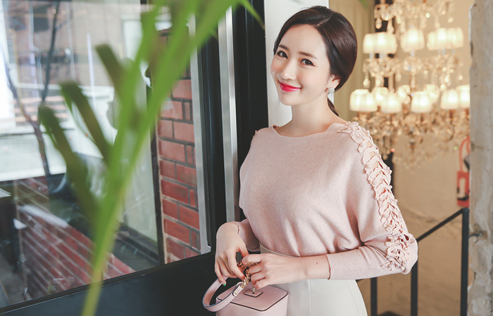 珍珠叶子袖针织衫