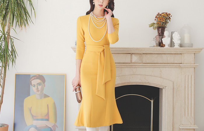 糖美鱼开叉线弹弹力连衣裙