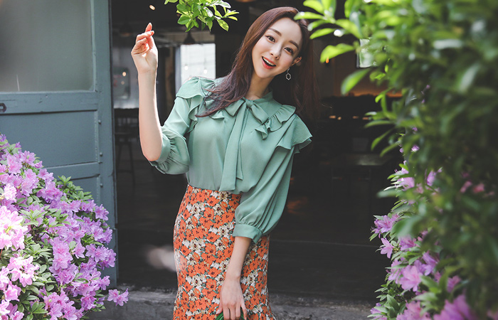 玛德琳荷叶蝴蝶结领结皱纹罩衫