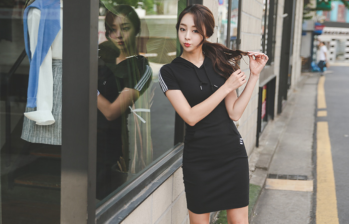 休闲运动修身运动服连衣裙