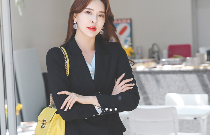 双 珍珠 圆点 衣袖配色 夹克