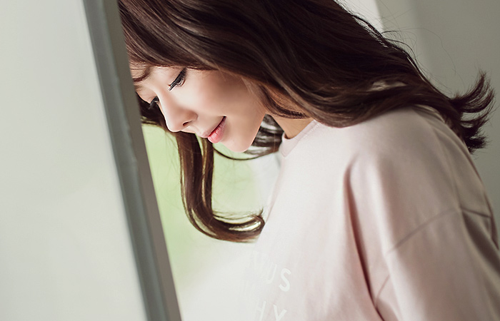 哲学圆领Ť​​恤衫