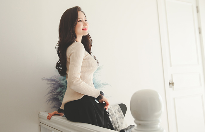 蕾丝花边V字领针织开衫