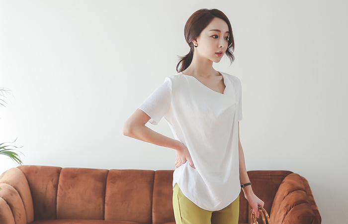 现代切割方脖子女人