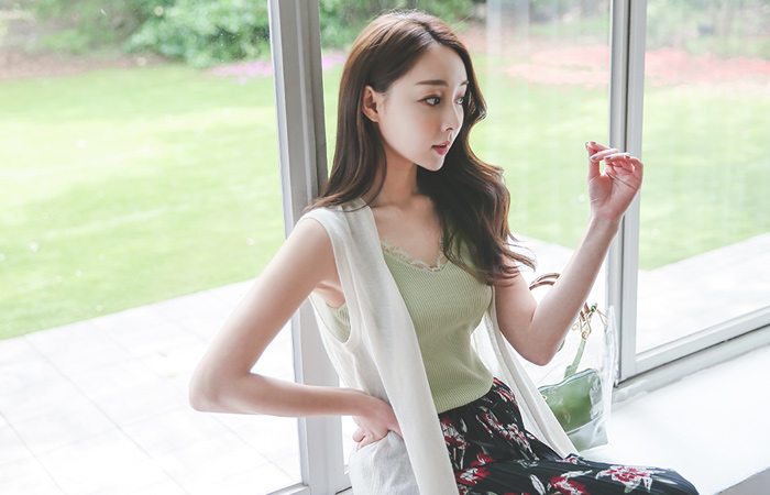 基本亚麻款纽扣马甲