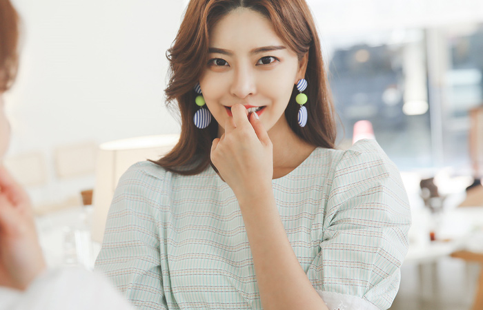 格子 孔眼式 缂丝袖 棉 泡泡袖 罩衫