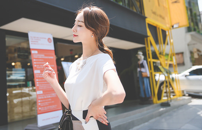 简单船领女衬衫