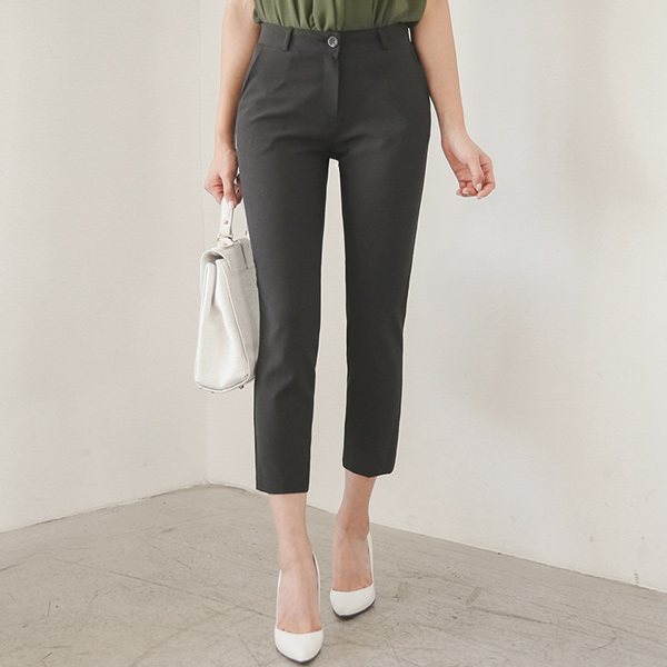 正式弹力质地9份短裤