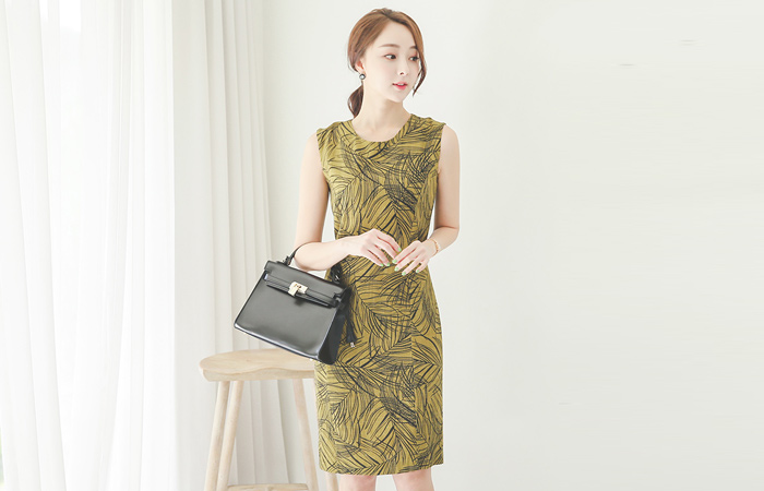 Ireka叶子亚麻连衣裙