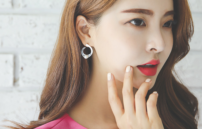 摩登 珍珠 环 耳环