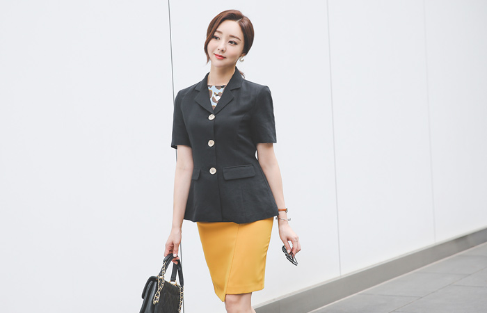 木头 三个扣子 亚麻夹克