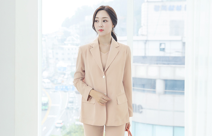 单色 螺钿 扣子 修身 夹克