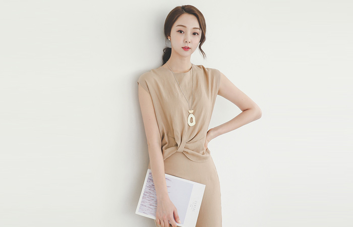 说唱短亚麻女衬衫