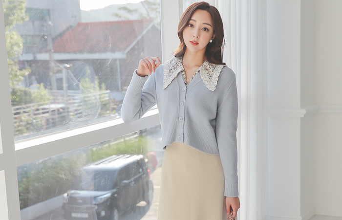 柔色紫红色V字针织衫短开衫