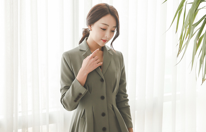 巴黎马克西波浪群/喇叭裙长外套