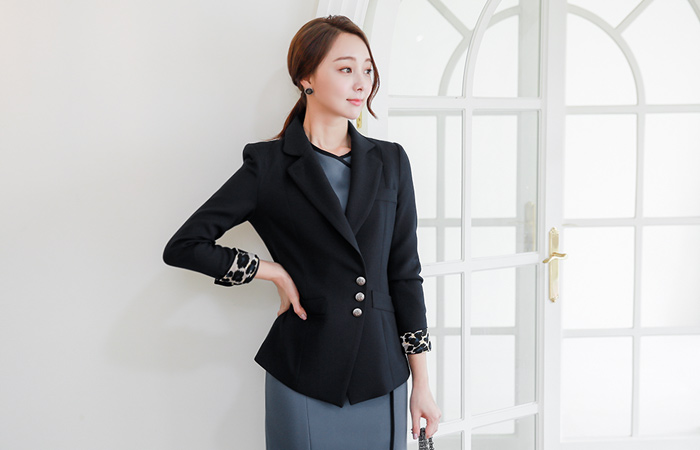 三合一按钮豹纹配色外套