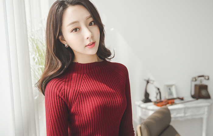 插肩狭缝钟袖针织衫