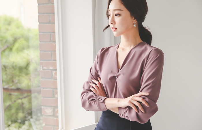 风车V形络女女衬衫