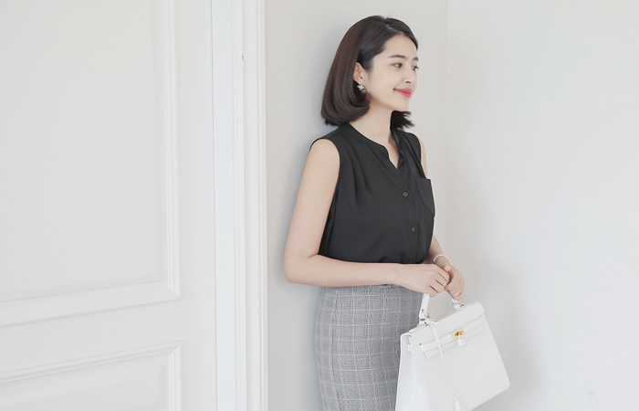 半开领无袖女衬衫