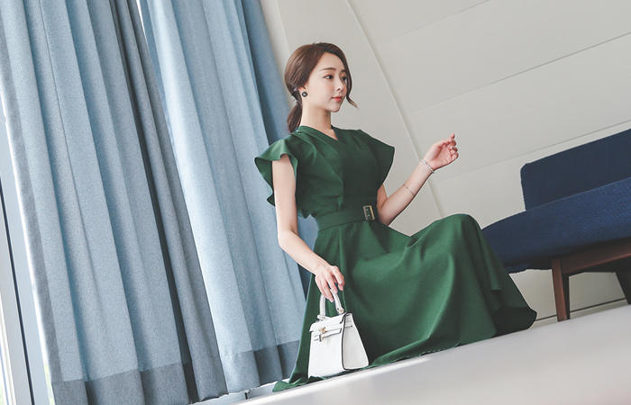 布拉格翼袖腰带长款连衣裙