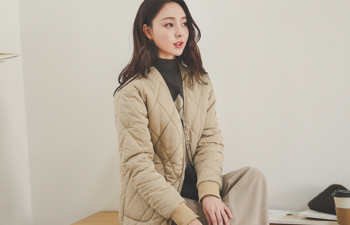 毛皮里料 绗缝 灯光 羽绒服