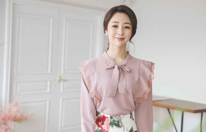 纯正蕾丝蝴蝶结领结女衬衫