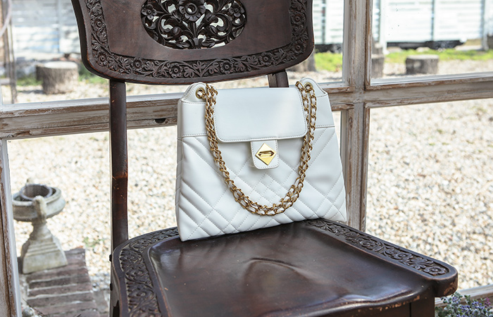 [模特穿38次]黄金链条 绗缝 两用包