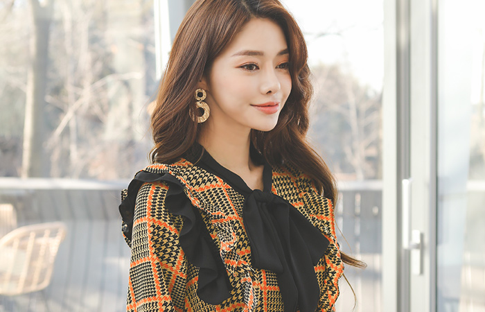 犬牙格子花纹 格子 方形 领带 荷叶边线条 长款 连衣裙